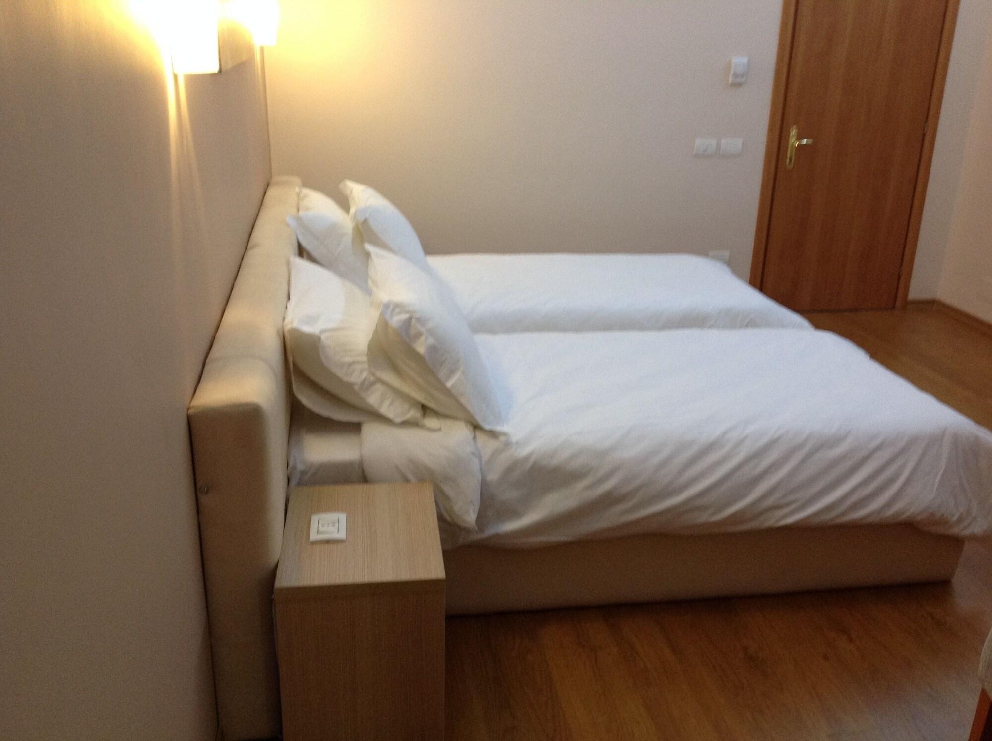 Hotel Green Vaqarr Екстер'єр фото
